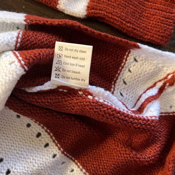 New Without 🏷️ Tags Women’s Striped V Neck Sweater - Picture 6 of 10